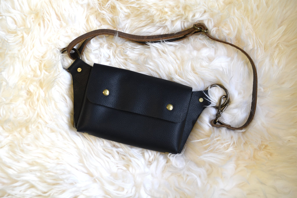 Cascade Hip Purse