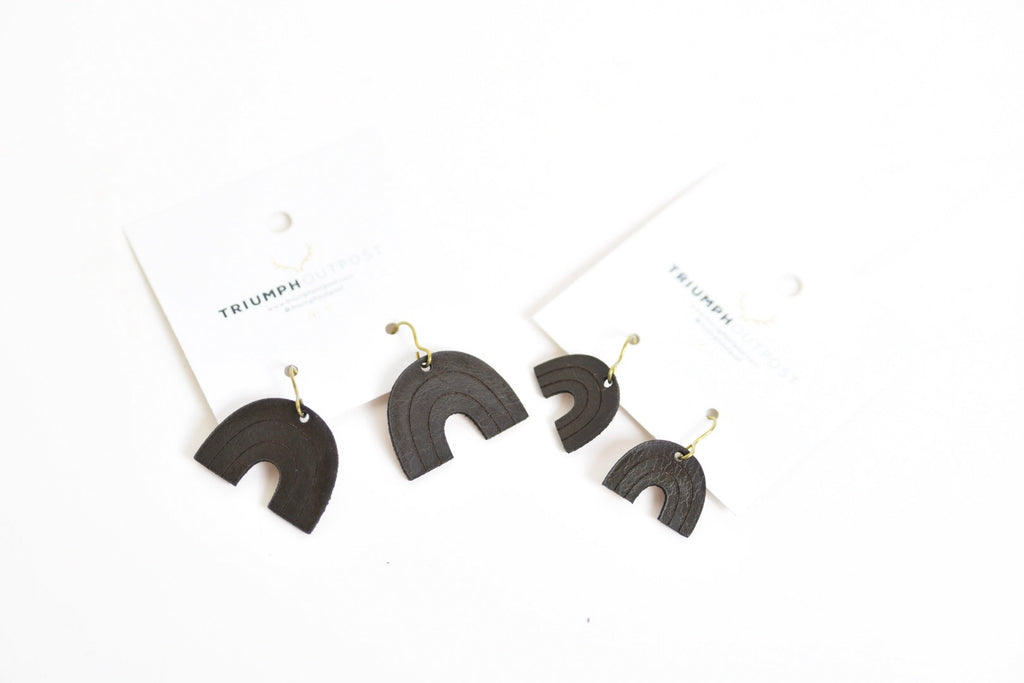Diffuser Earrings Promise