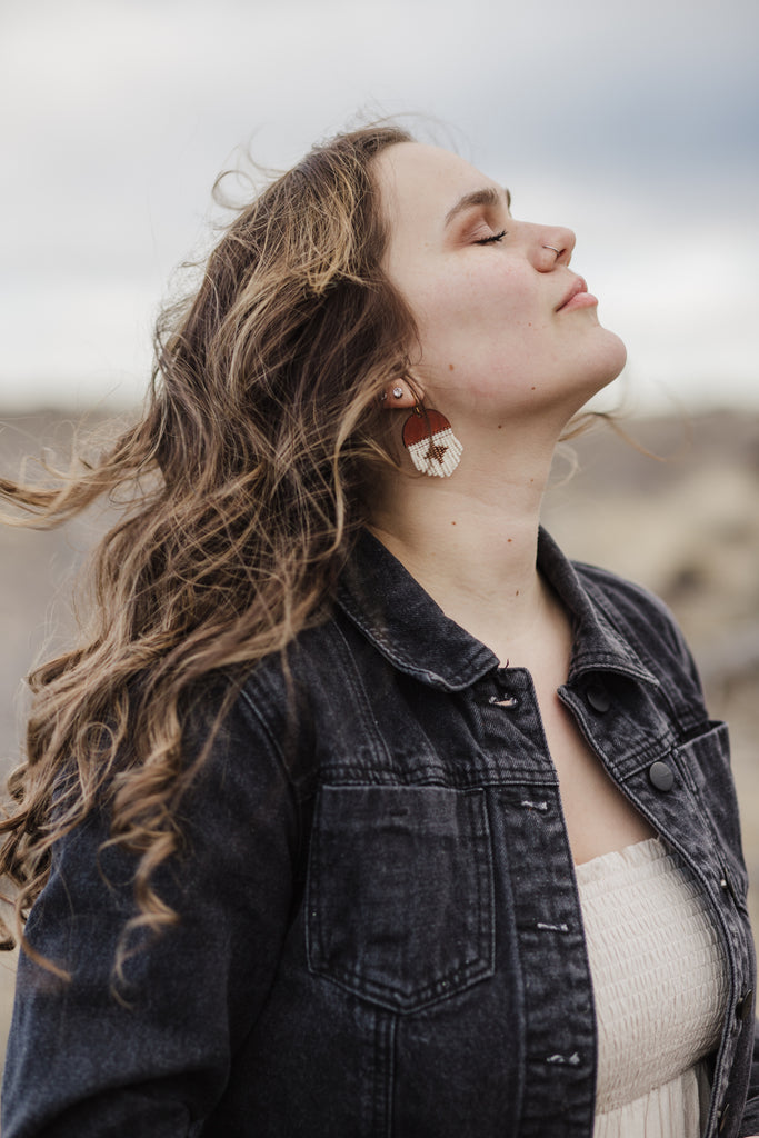 Leather+Beads Scarlet Star Diffuser Earrings