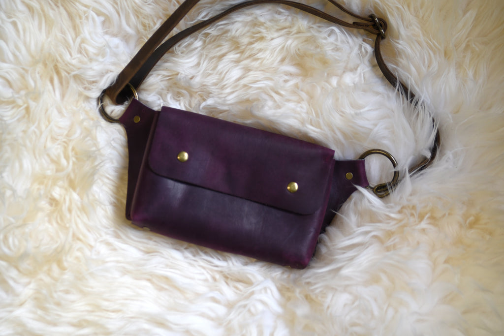 Cascade Hip Purse