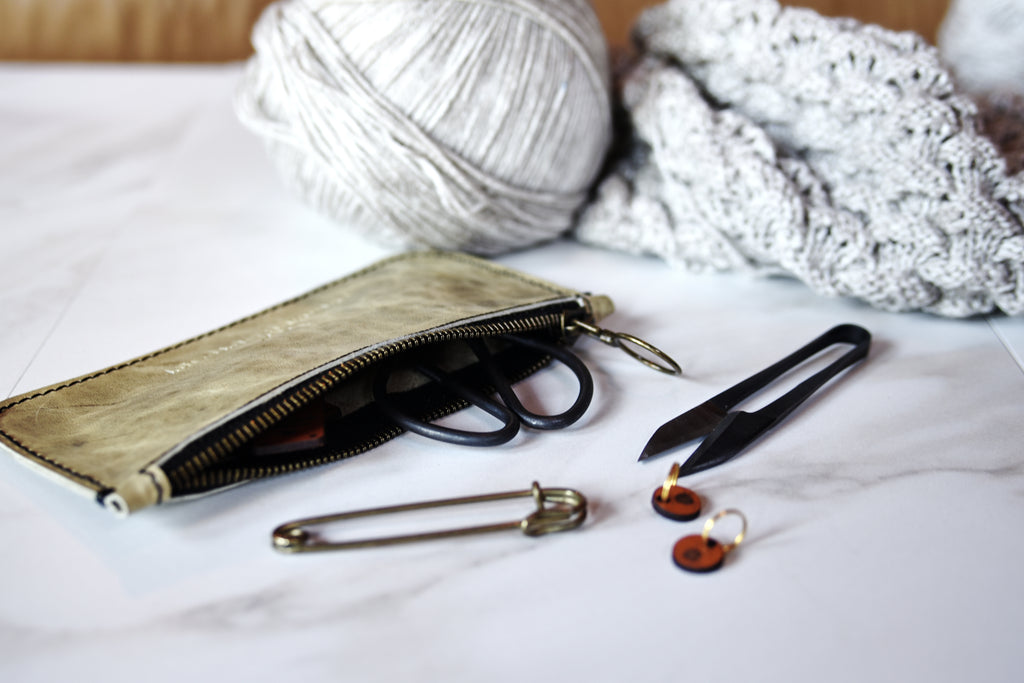 Lay Flat Notions Pouch