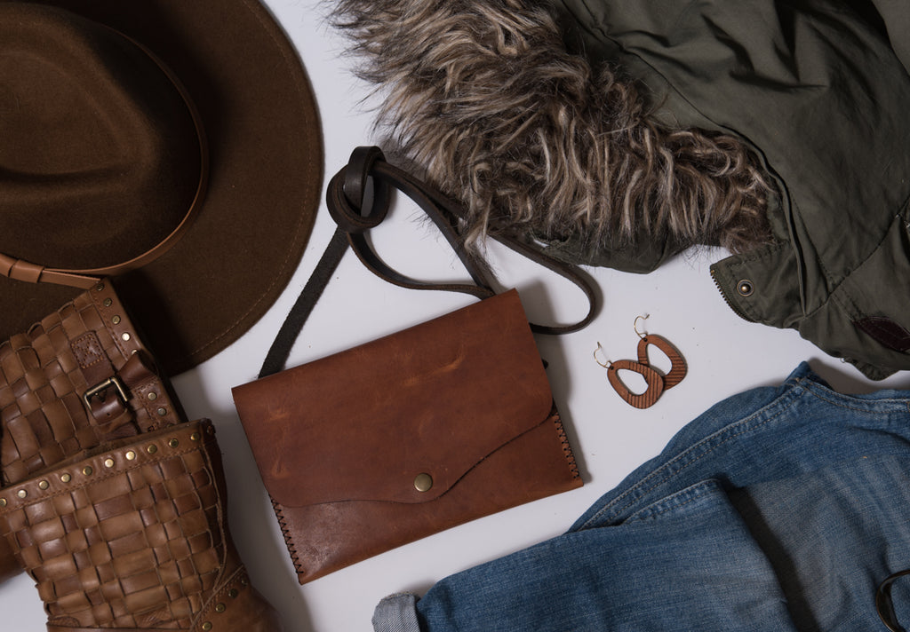 Trekker Crossbody Purse - Tobacco
